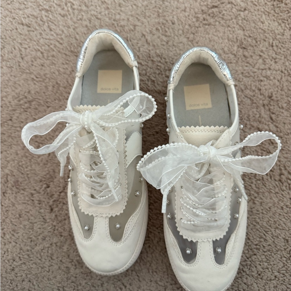 Dolce Vita Notice Pearl Retro Sneakers